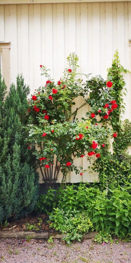 Kinne-Vedum Bed And Breakfast Gotene Екстер'єр фото