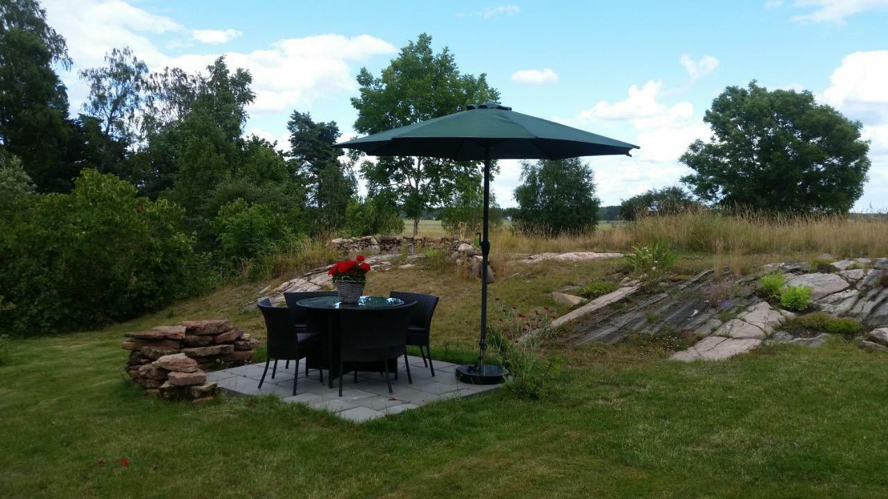 Kinne-Vedum Bed And Breakfast Gotene Екстер'єр фото