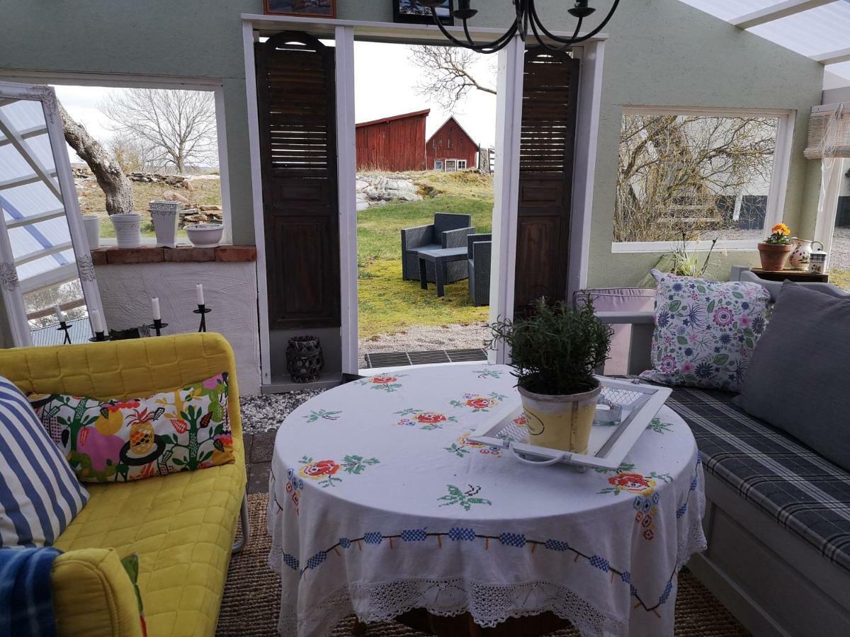 Kinne-Vedum Bed And Breakfast Gotene Екстер'єр фото